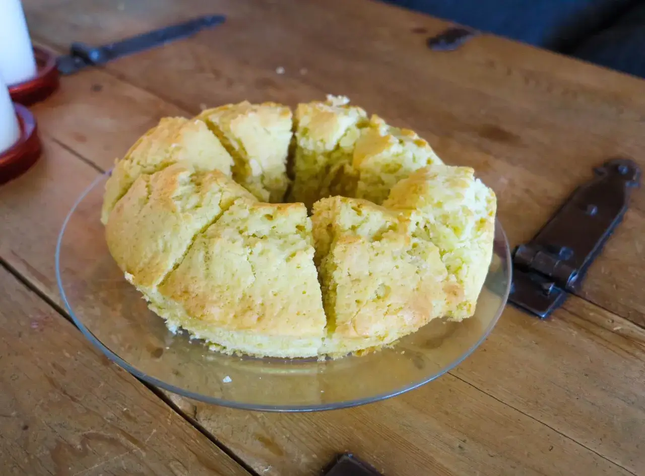 En saftig sockerkaka, perfekt för fikat. Detta sockerkaka recept är en klassiker.